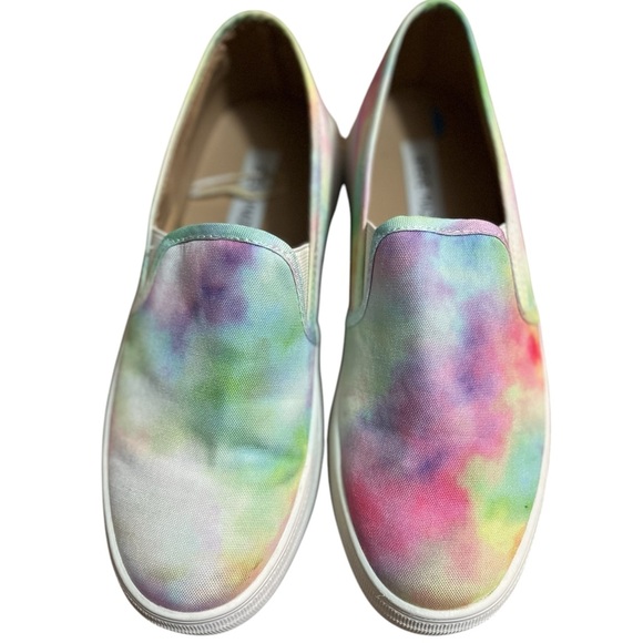 Steve Madden Shoes - Steve Madden Toshe women's size 7.5 medium Colorful Tie-Dye Slip-On Sneakers